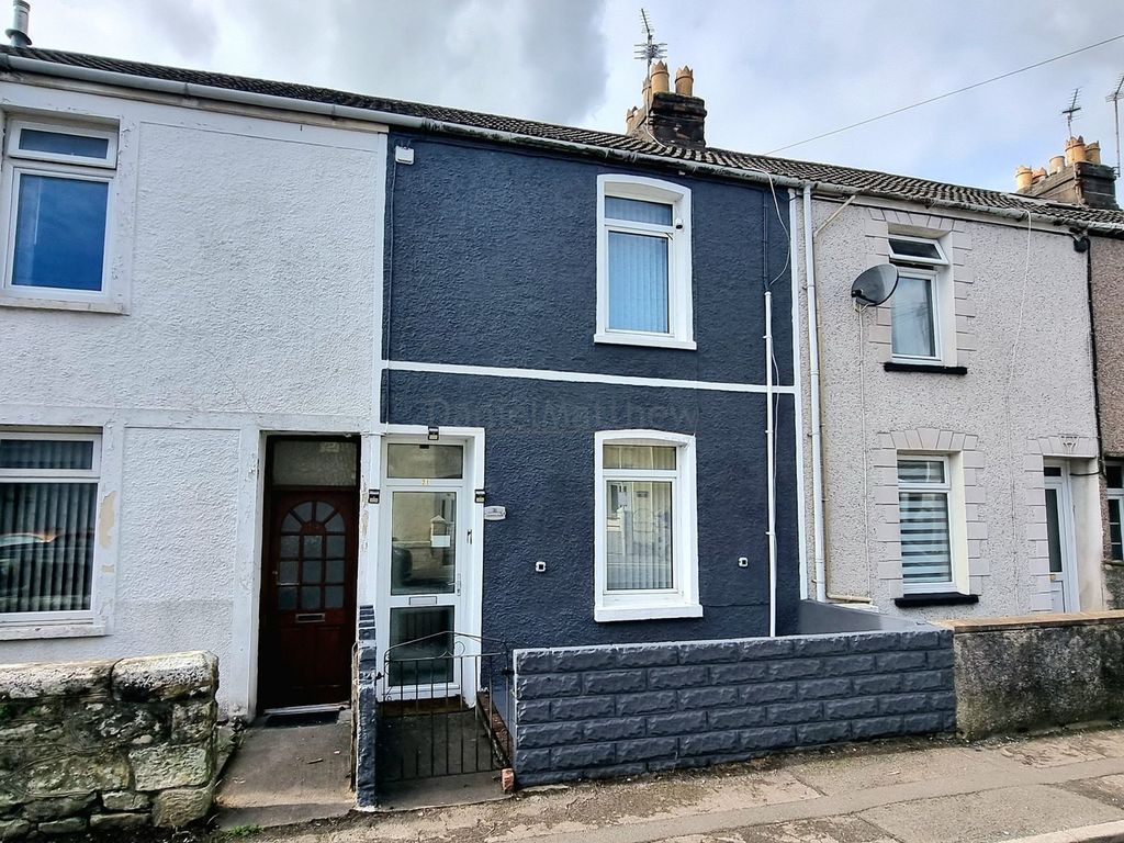 Property photo 1 of 15 Main Photo