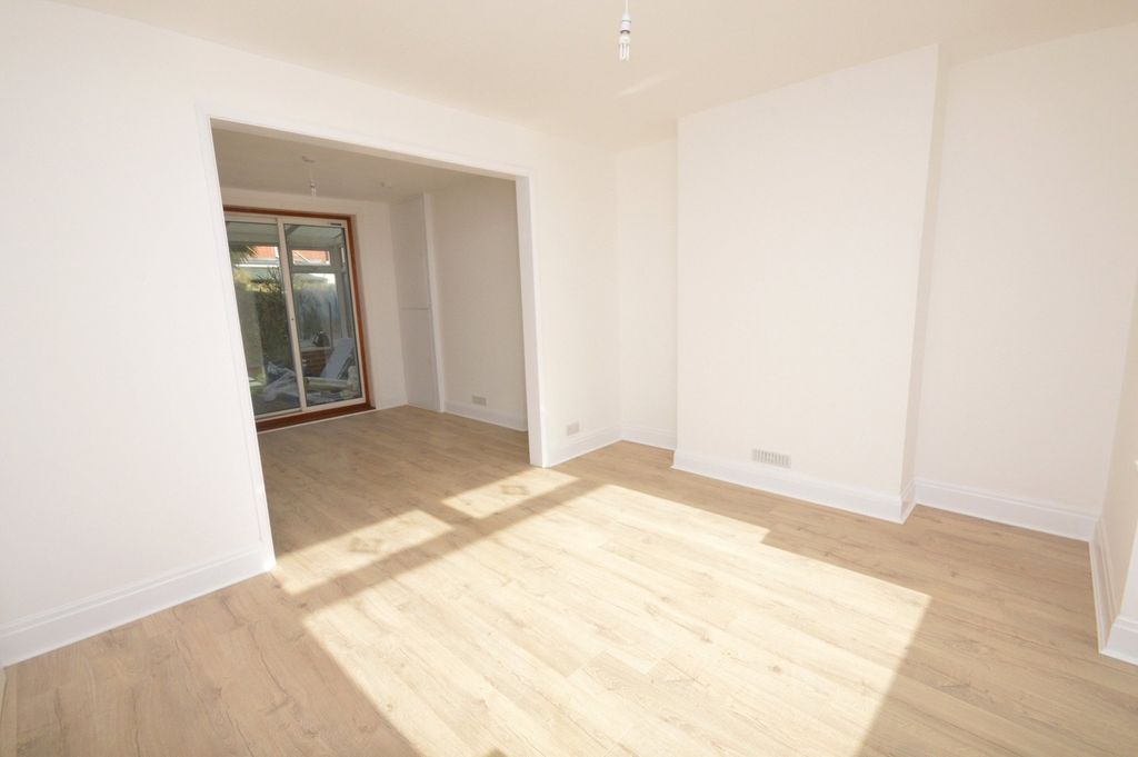 Property photo 3 of 15 Living Room