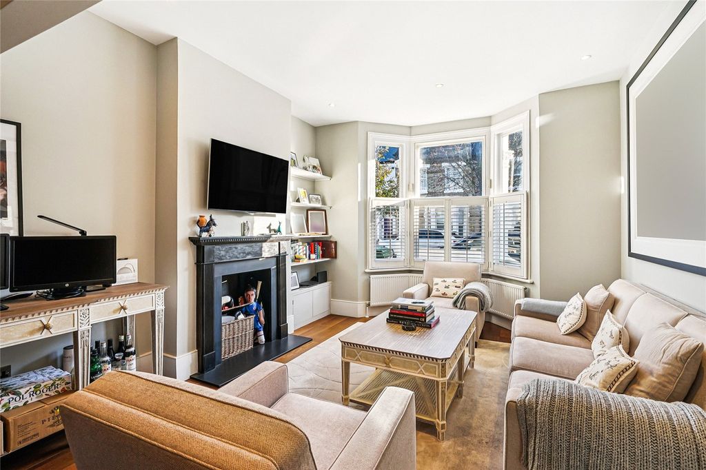 Property photo 3 of 17 Reception Room