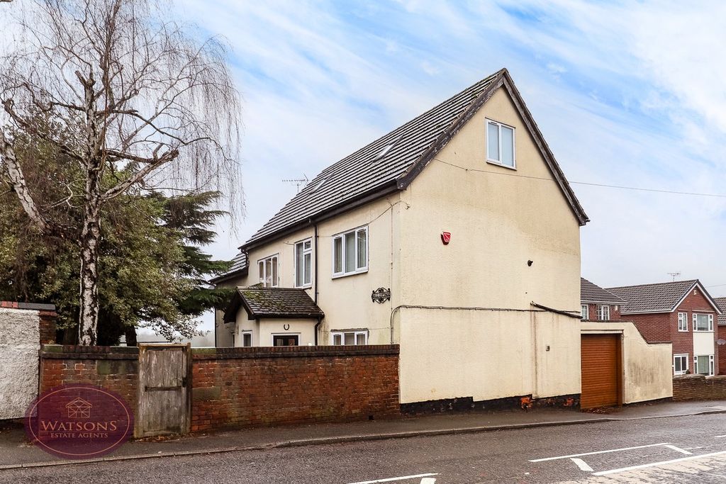 Property photo 1 of 40