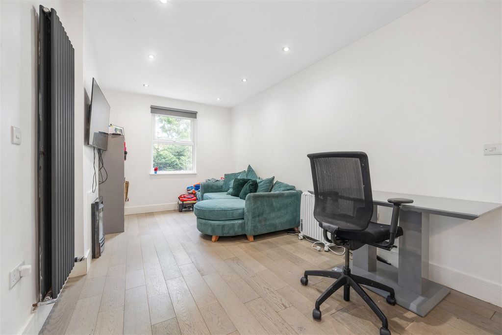 Property photo 3 of 12 Samos Road-3.Jpg