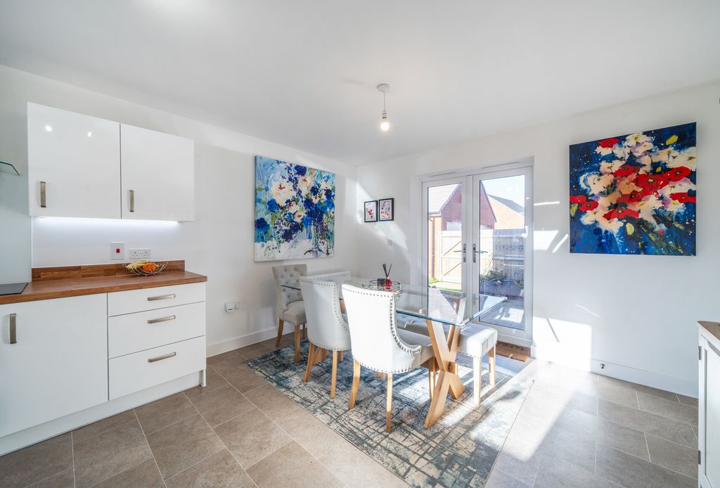 Property photo 2 of 24 1218171 (3).Jpg