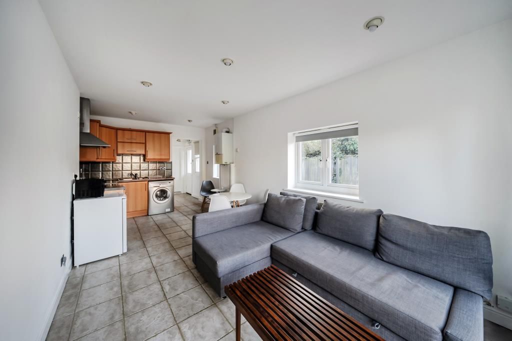 Property photo 2 of 19 Reception