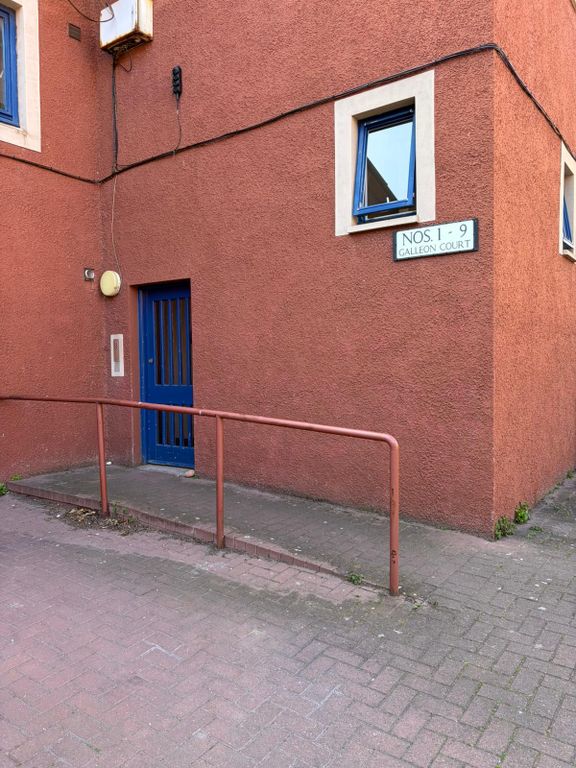 Property photo 1 of 7