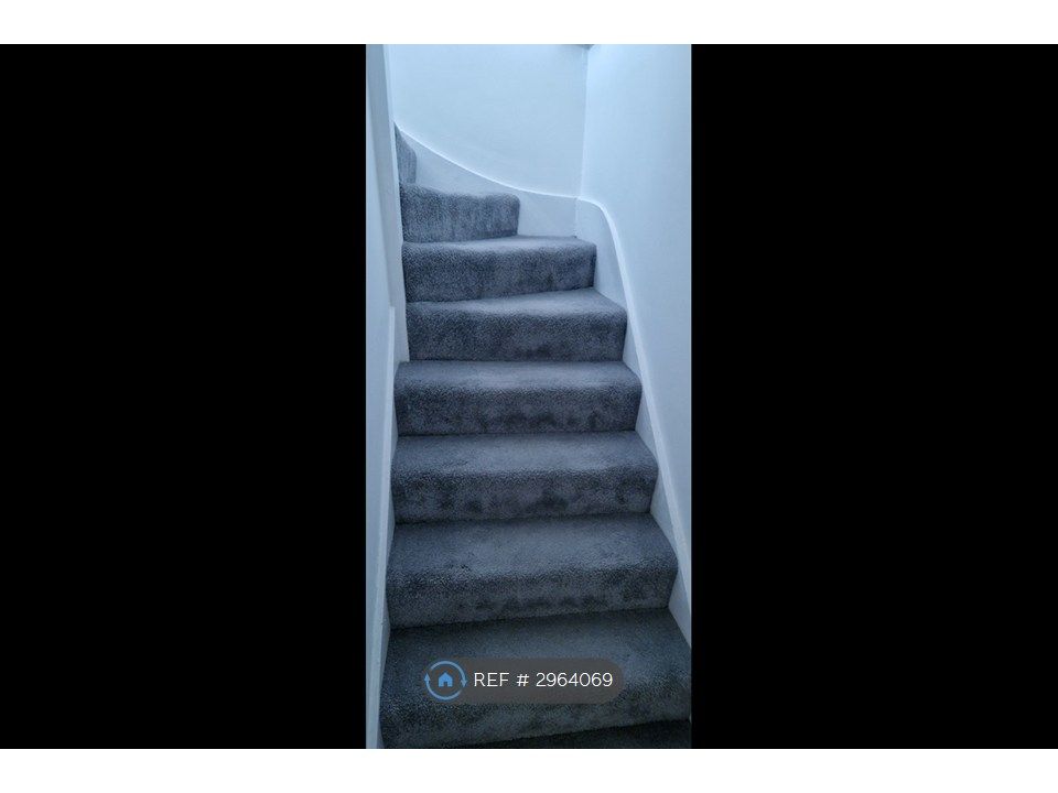 Property photo 2 of 10 Staircase Up To Studio
