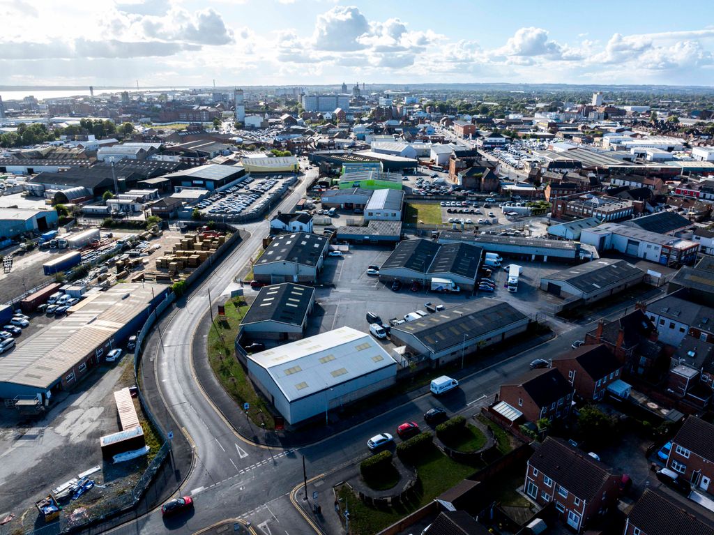 Property photo 2 of 13