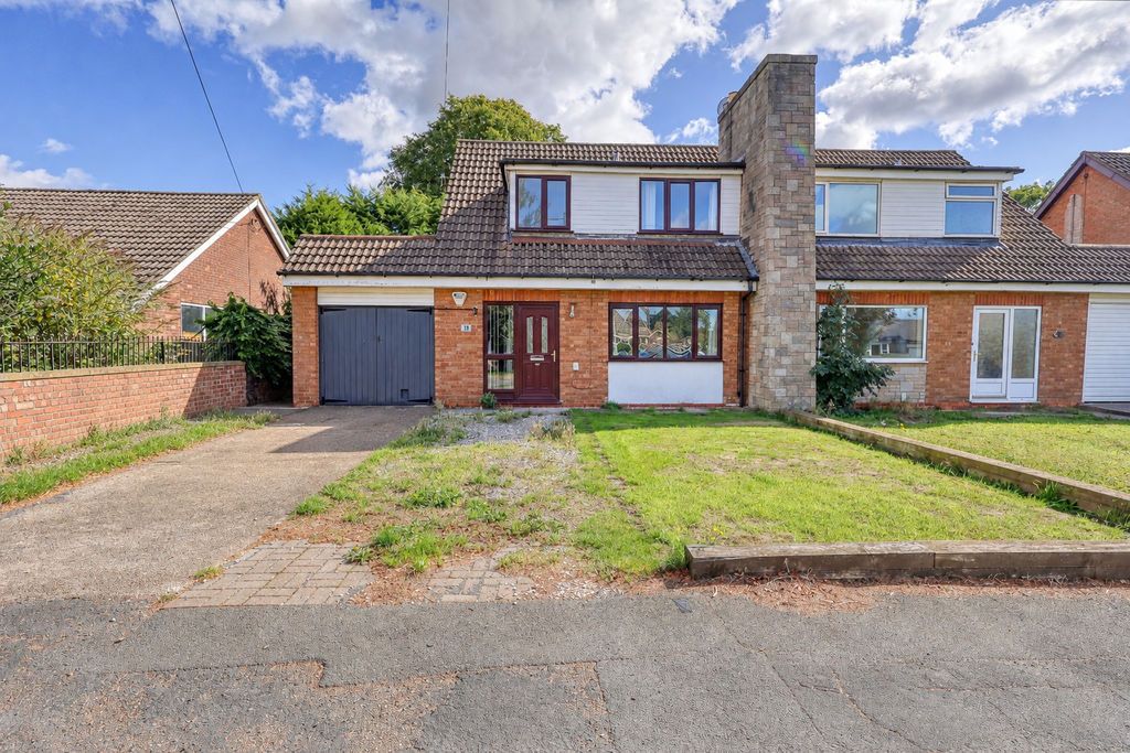 Property photo 1 of 14 Frontal