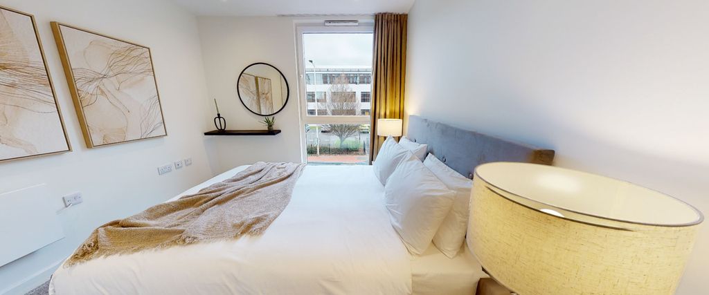 Property photo 3 of 16 Bedroom