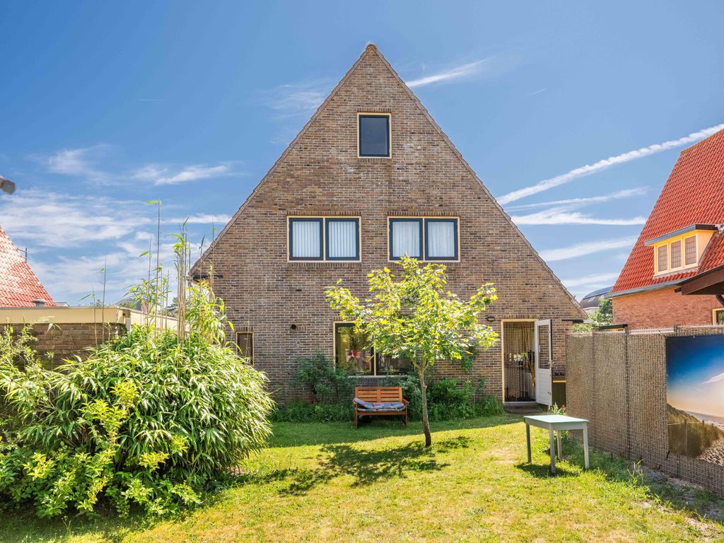 Property photo 3 of 50