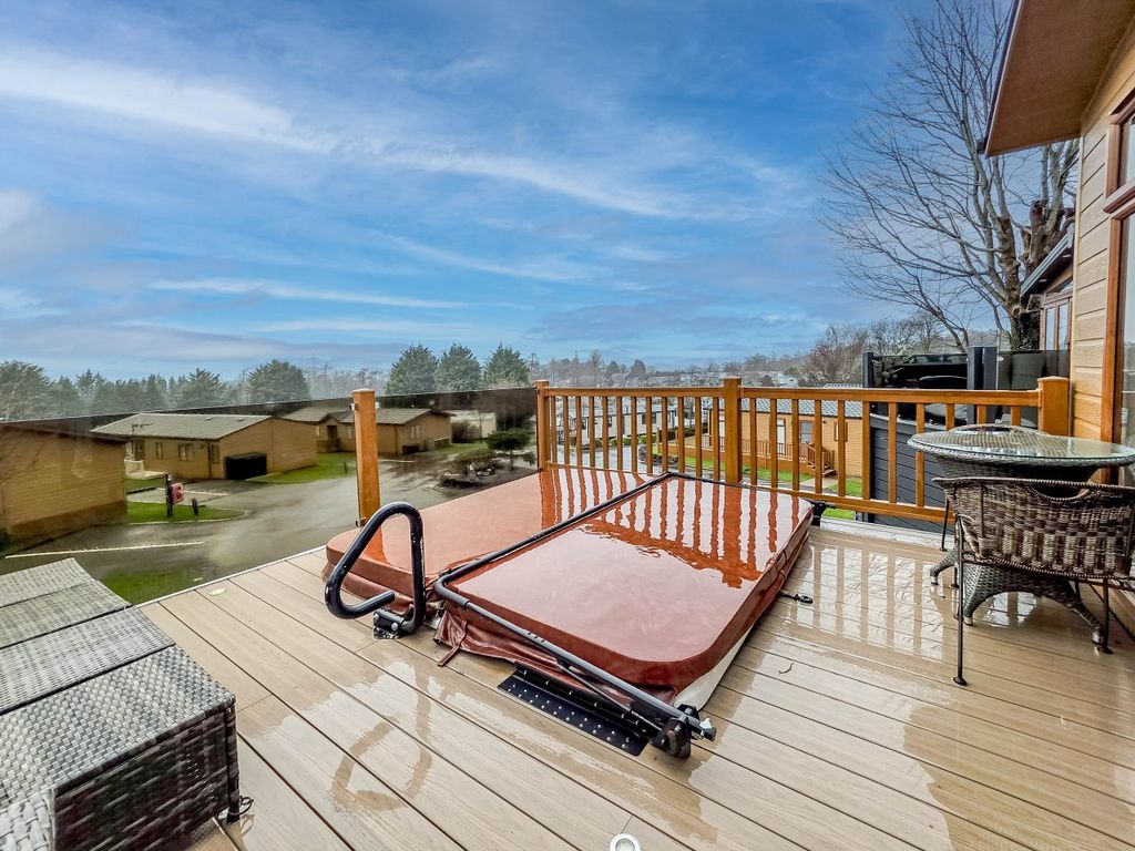 Property photo 3 of 22 Trial Photo 2