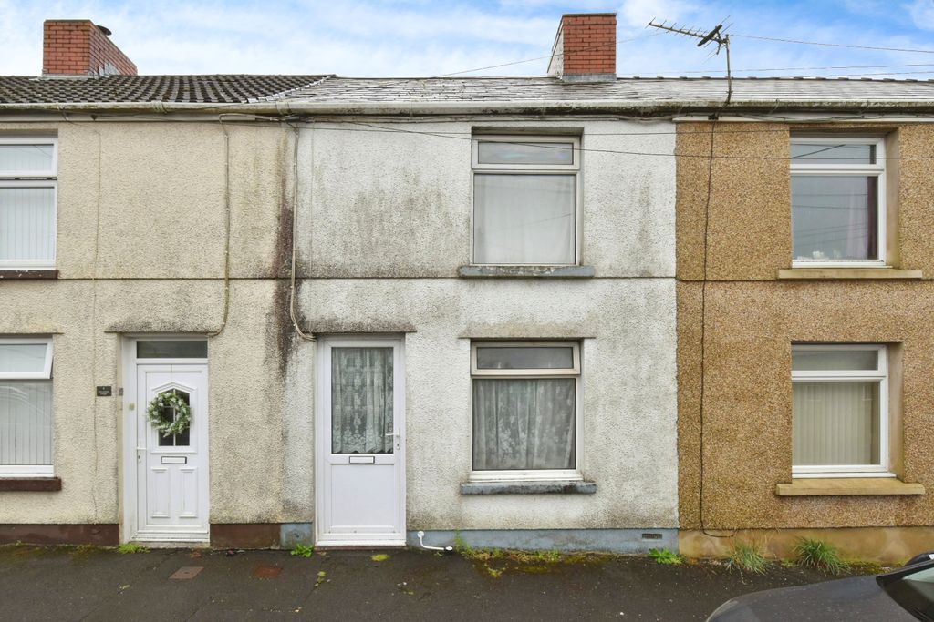 Property photo 1 of 17 Photography