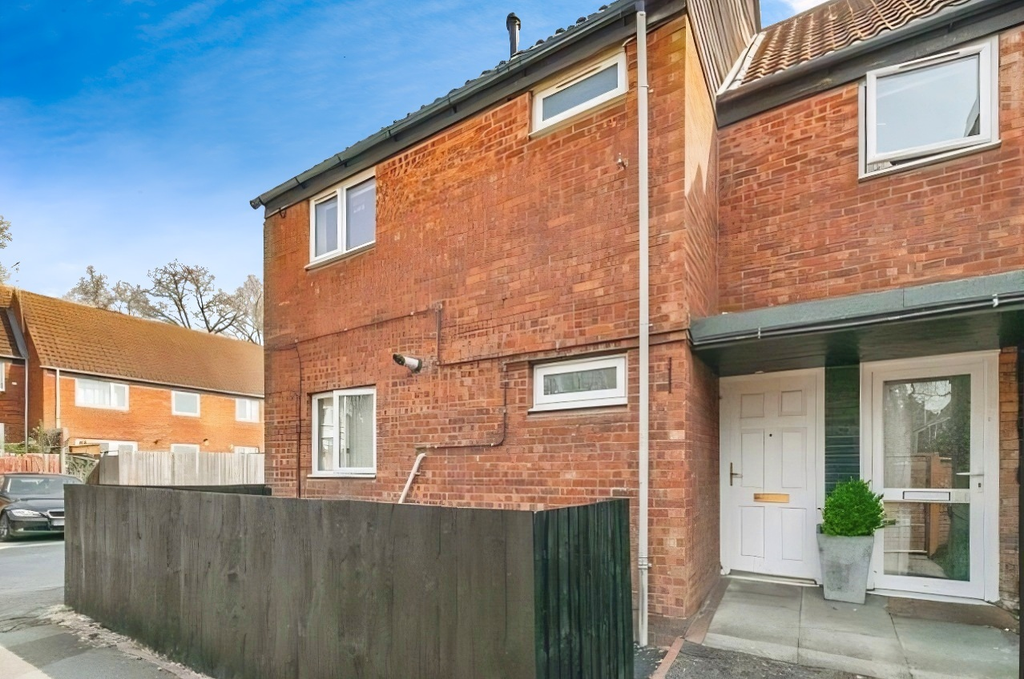 Property photo 1 of 6 Front