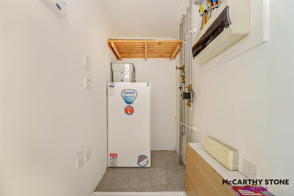 Additional image 11 of 1 bed flat for sale1 Ridgeway Court, Heathfield TN21