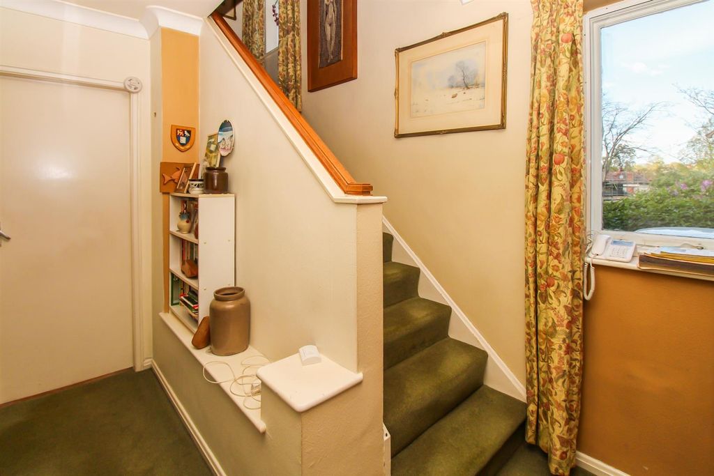 Property photo 3 of 13