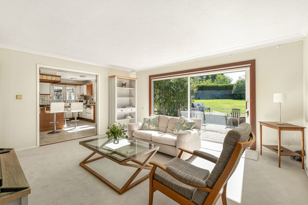 Property photo 2 of 41 34_93118