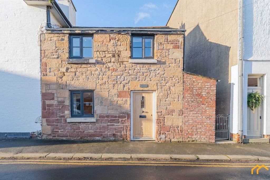 Property photo 2 of 19