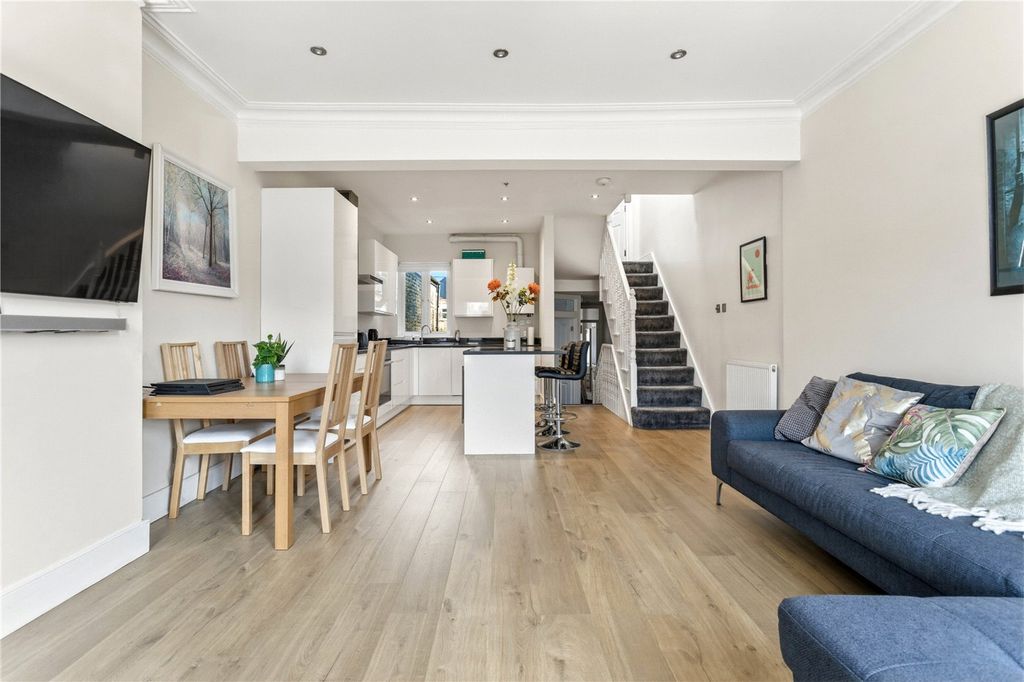 Property photo 2 of 12 Picture No. 03