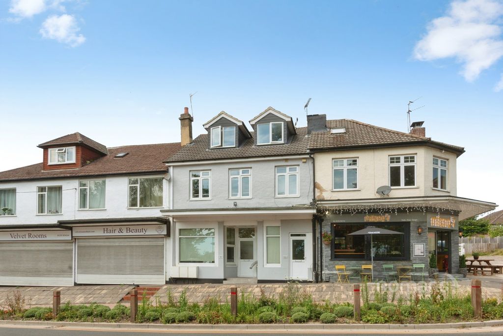 Property photo 1 of 8 Pbox-Img.Jpg