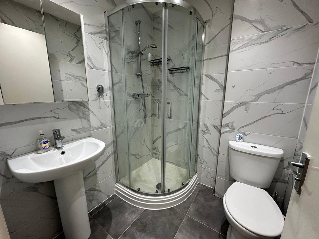 Property photo 3 of 3