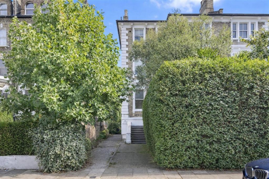 Property photo 3 of 9