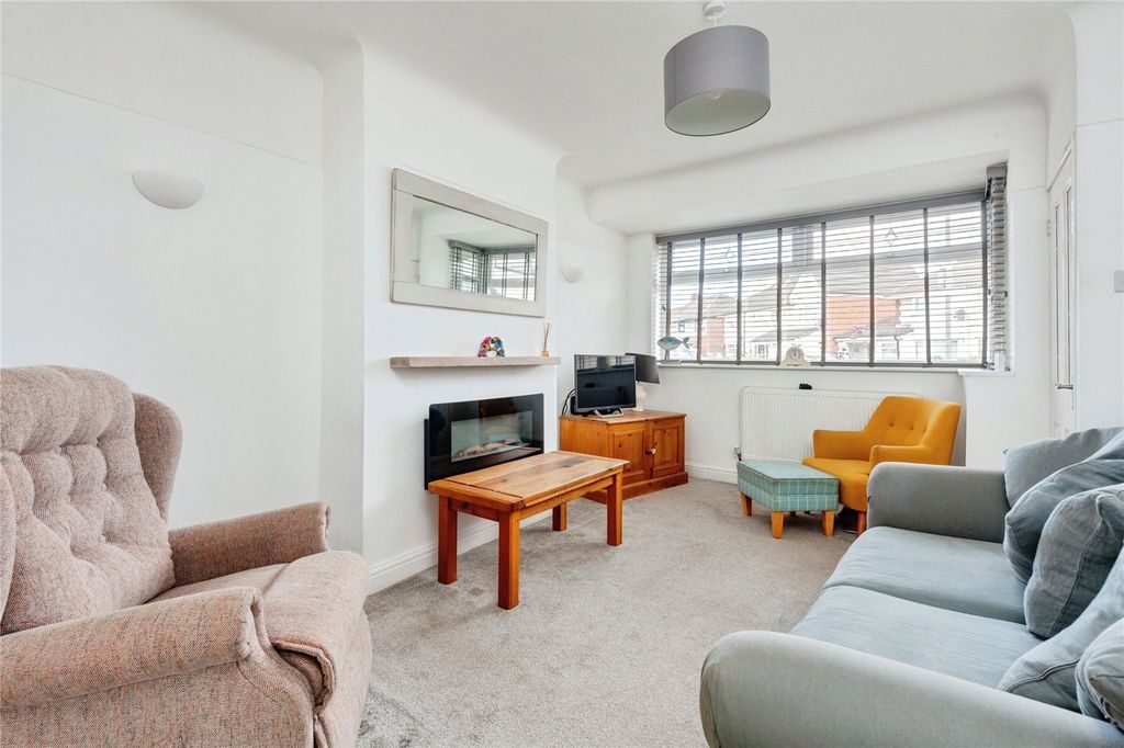 Property photo 2 of 17 Picture No. 08