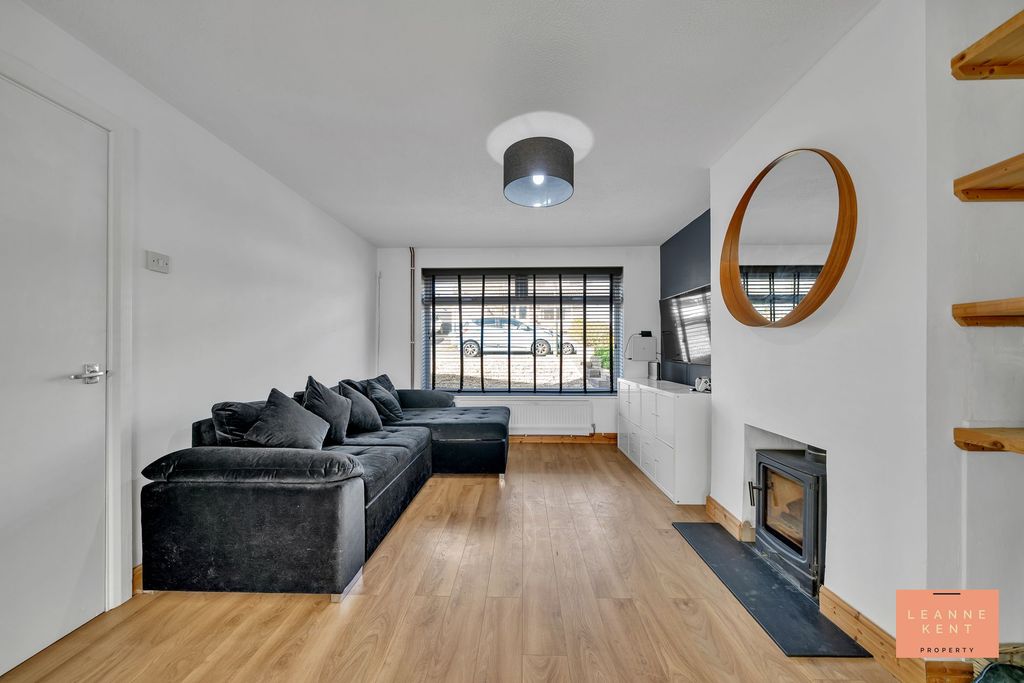 Additional image 9 of 3 bed semi-detached house for saleCaerleon Court, Caerphilly CF83