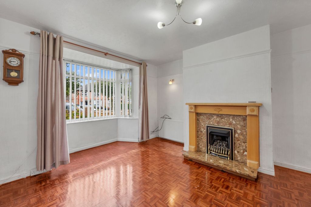 Property photo 2 of 22