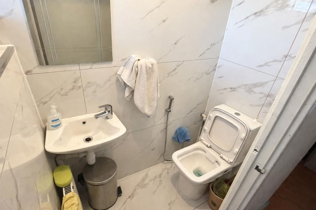 Property photo 2 of 7 Image