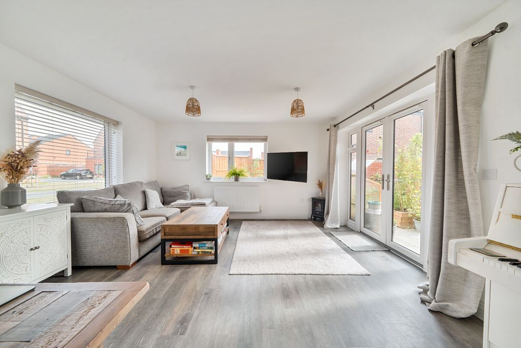 Property photo 3 of 18 1343929-13-68A741...