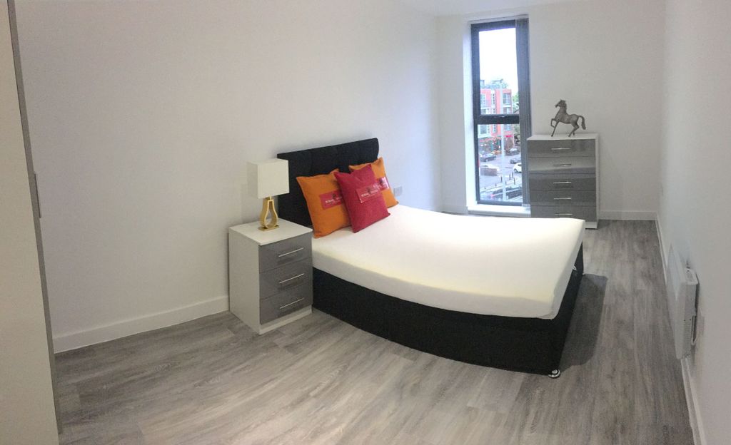 Property photo 3 of 6