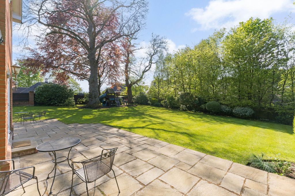 Property photo 3 of 23 Picture No. 39