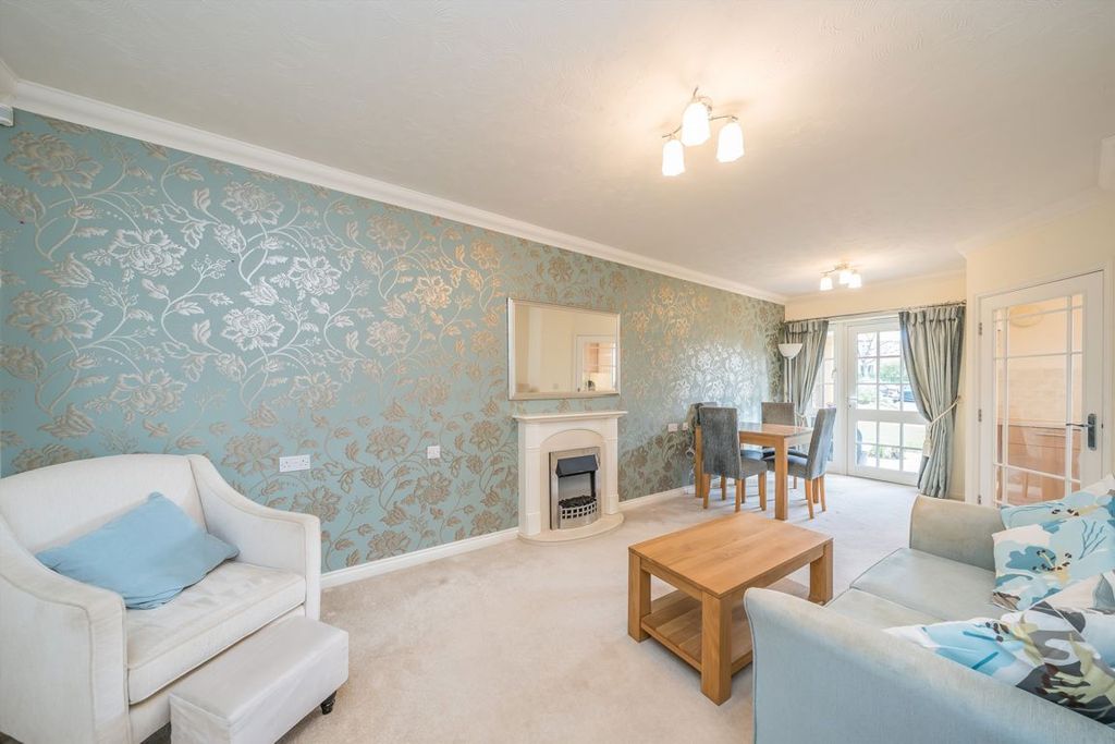 Property photo 2 of 6