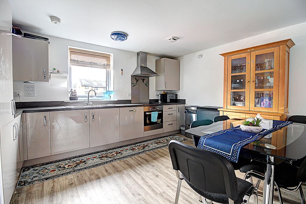 Property photo 2 of 13 Kitchen