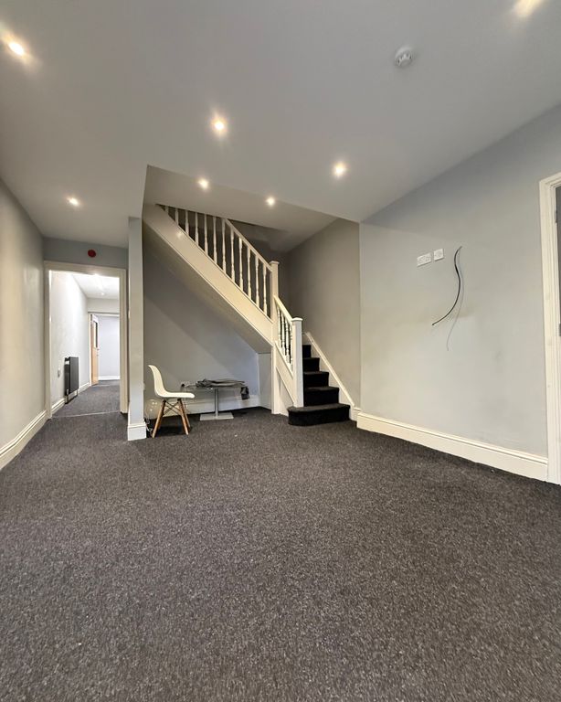 Property photo 3 of 29