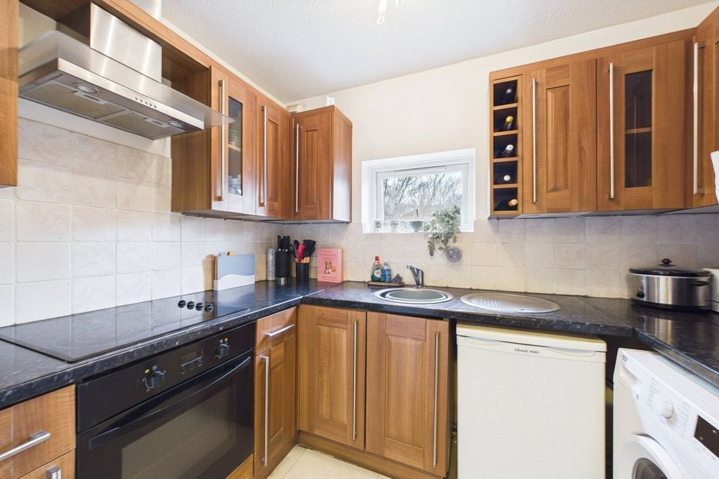 Property photo 1 of 6 Picture No. 19