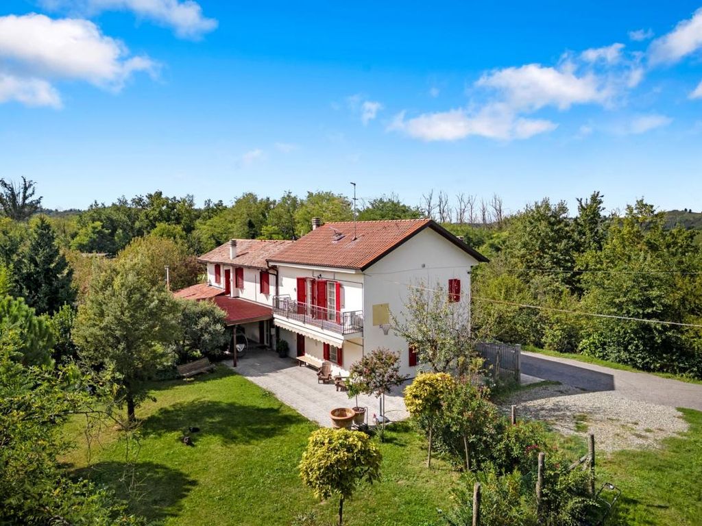 Property photo 3 of 27