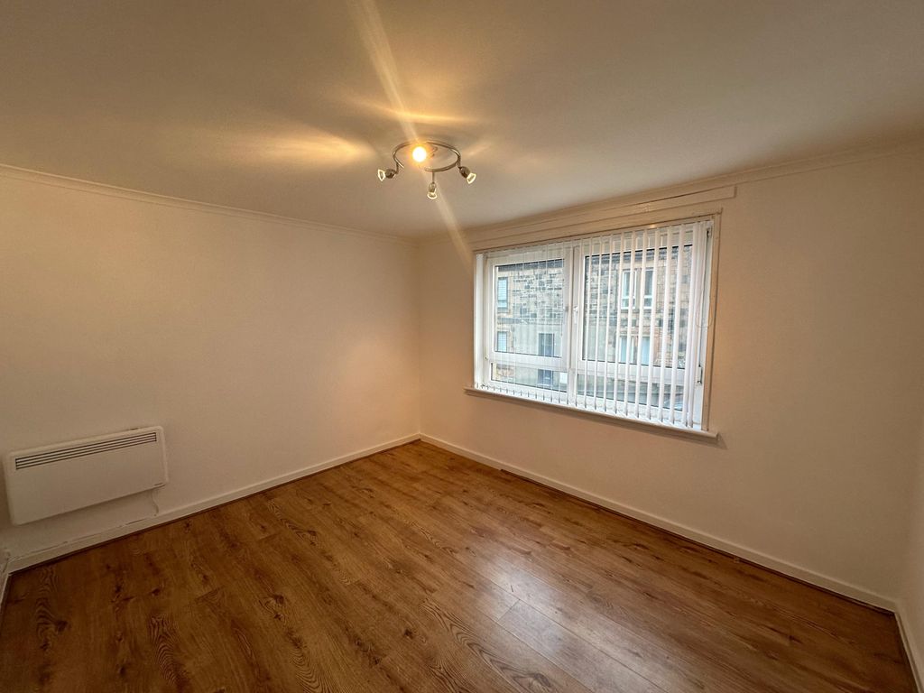Additional image 7 of 3 bed flat to rentWilson Street, Airdrie ML6