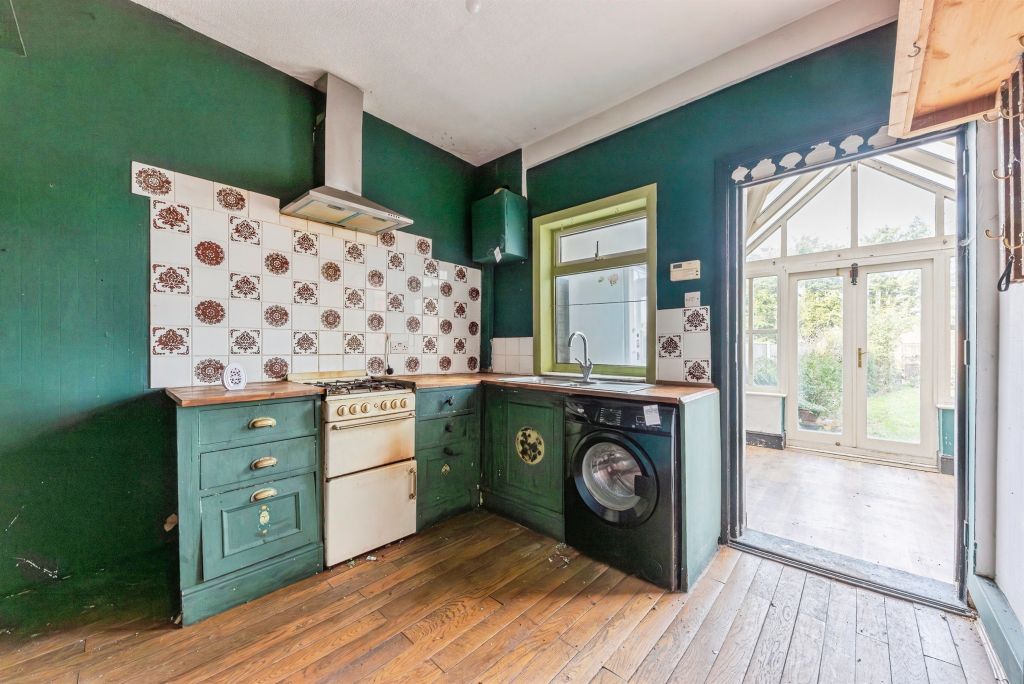 Property photo 3 of 14