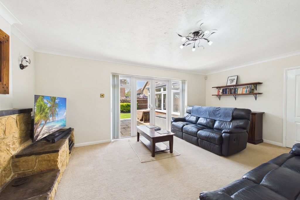 Property photo 2 of 14 Picture No. 04