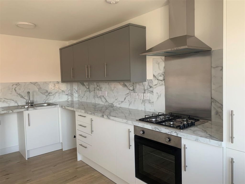 Property photo 3 of 11 3.Jpg