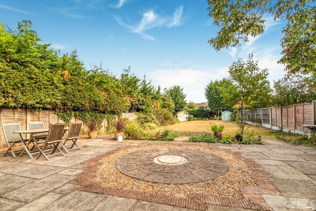 Property photo 3 of 29 4364007