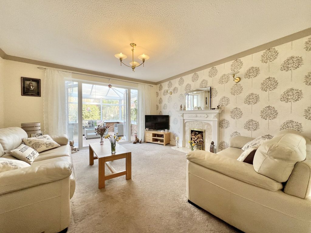 Property photo 3 of 31