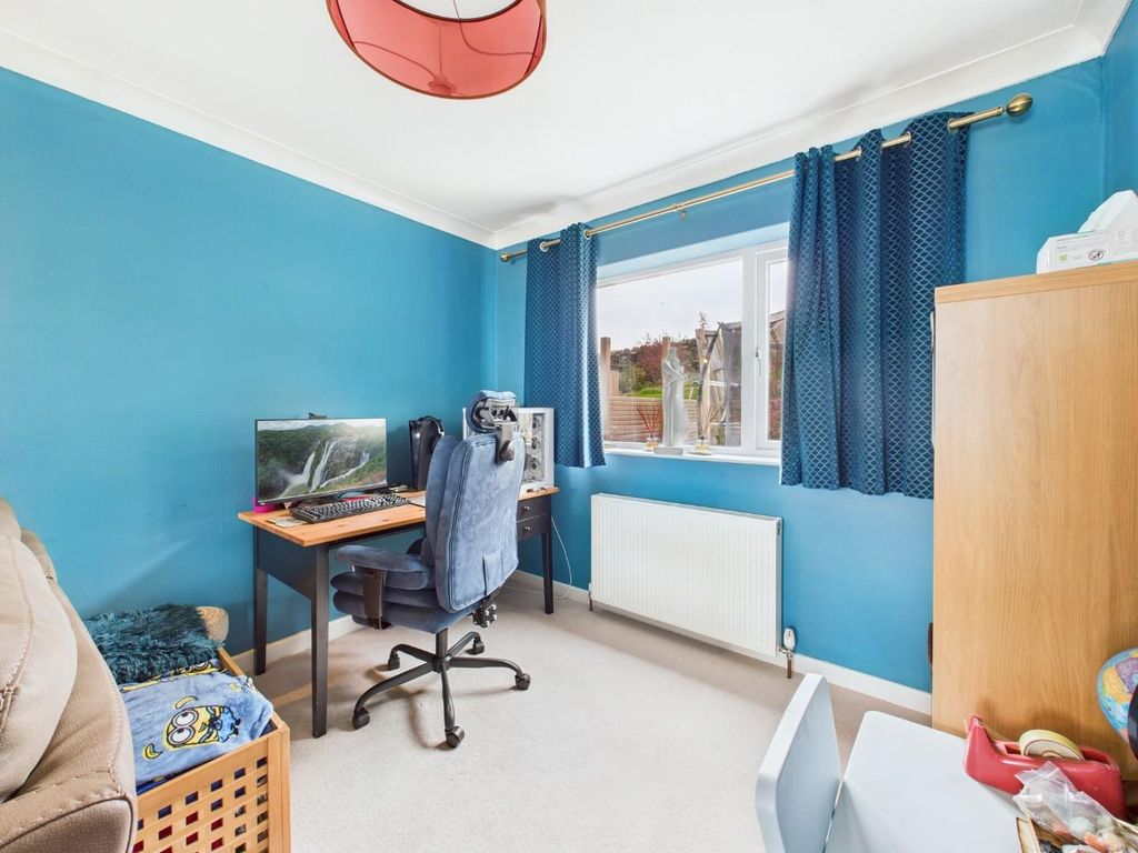 Property photo 3 of 16 Cam04899G0-Pr0212-Still002.Jpg