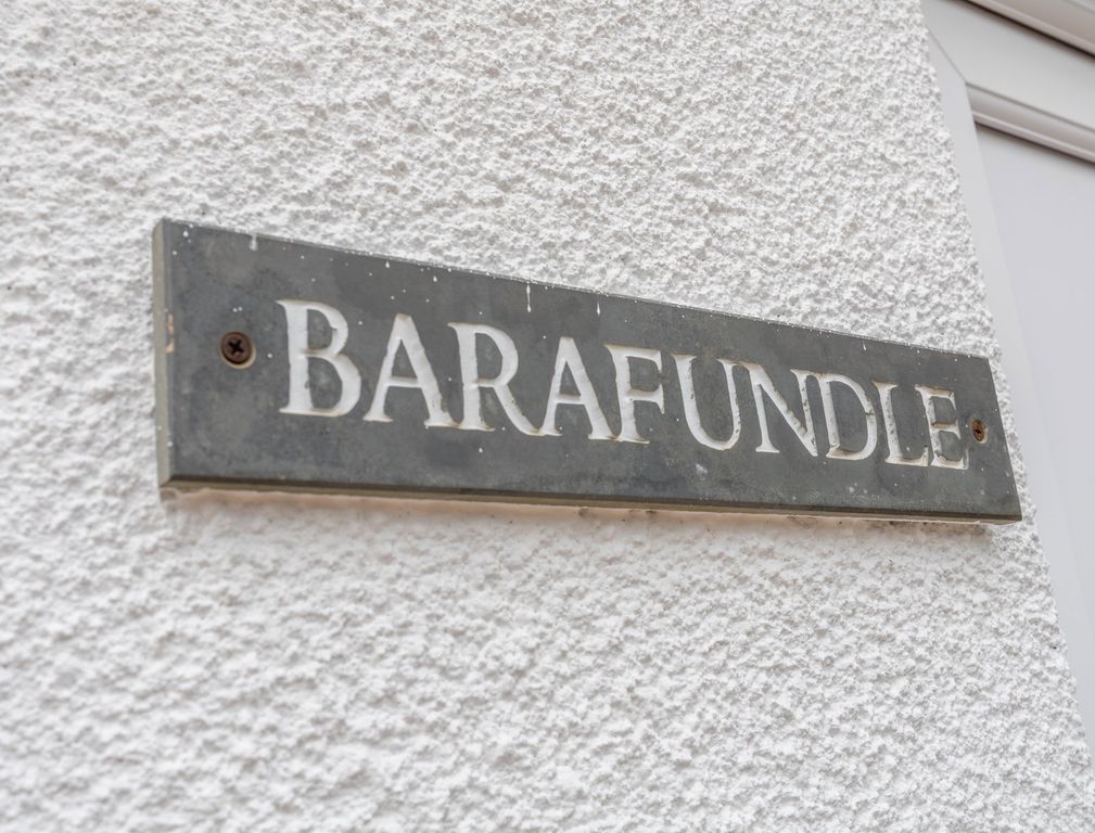 Property photo 3 of 46