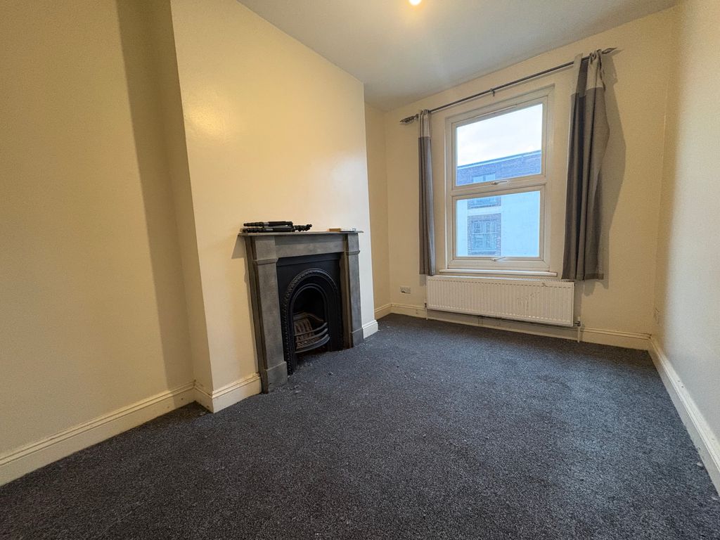 Property photo 1 of 13 Img_1334