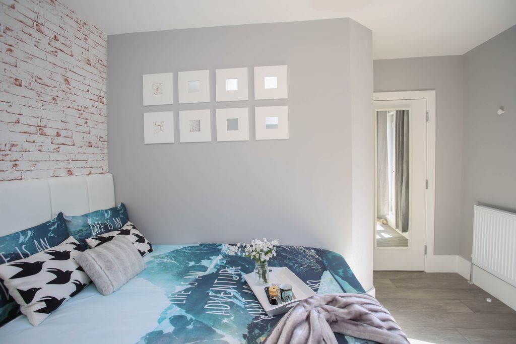 Property photo 3 of 17 3182732