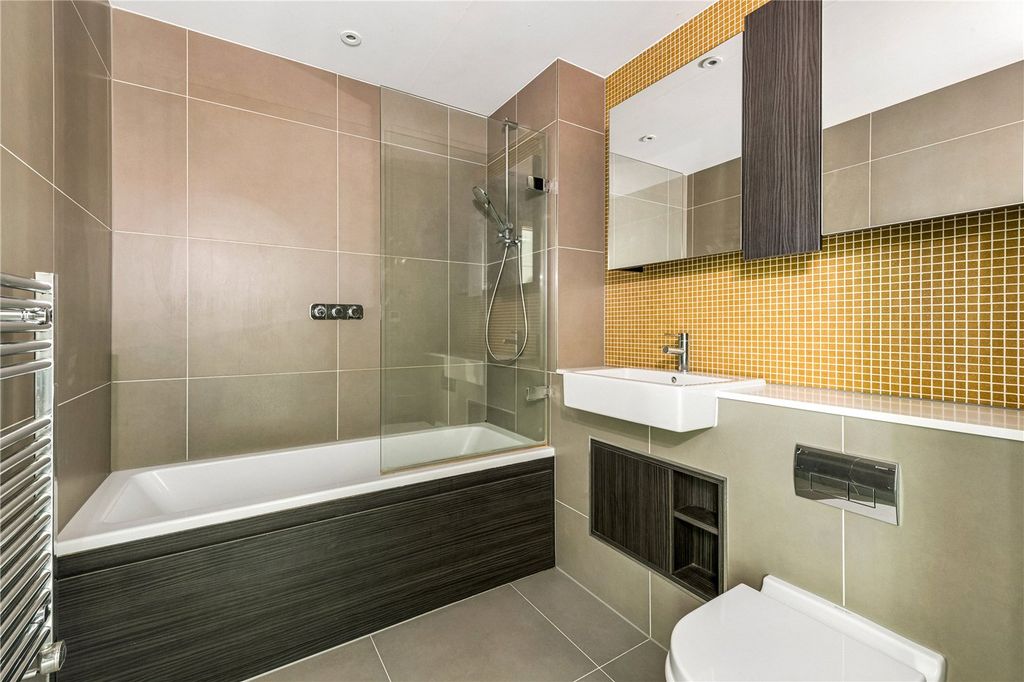 Property photo 3 of 12 Picture No. 05
