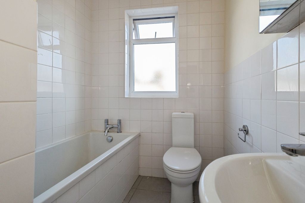 Property photo 3 of 21 Pbox-Img.Jpg