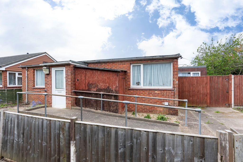 Property photo 2 of 12