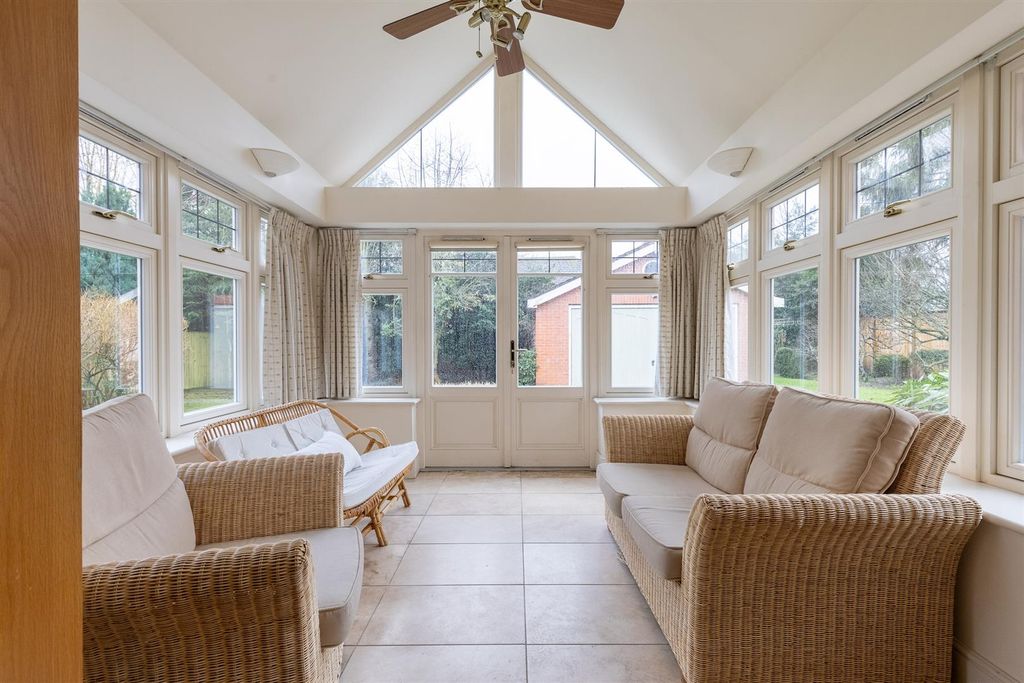 Property photo 2 of 29 48Wellingtonroad-10.Jpg